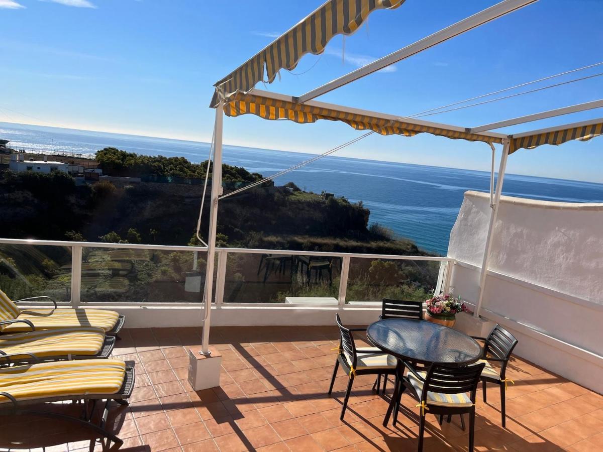 Delightful Burriana House With Magnificent Beach & Sea Views. Nerja Dış mekan fotoğraf
